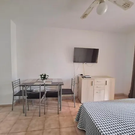 Daire Bonito Estudio En Cristianos En Complejo Con Piscina Y Cerca De Playa